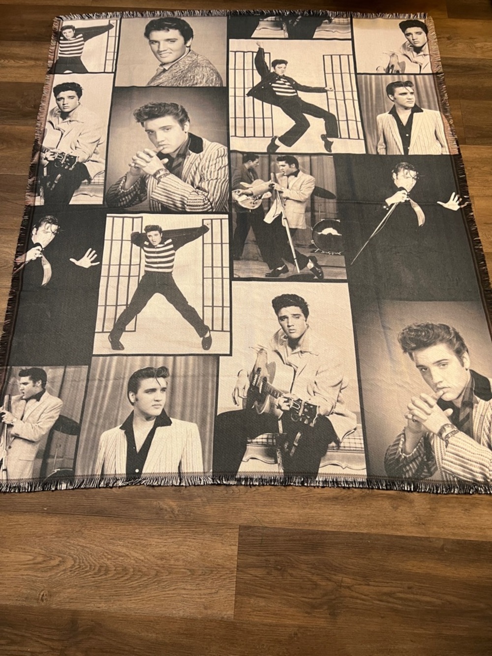 Elvis Presley Photographic Throw Blanket - Black & Cream